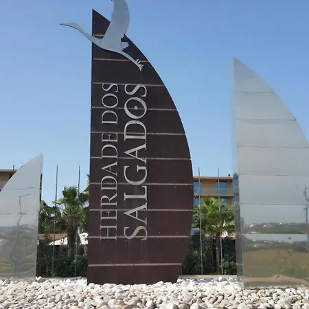 Herdade Dos Salgados Αλμπουφέιρα